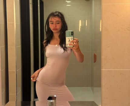 Full leaked Malina weissman private onlyfans photo