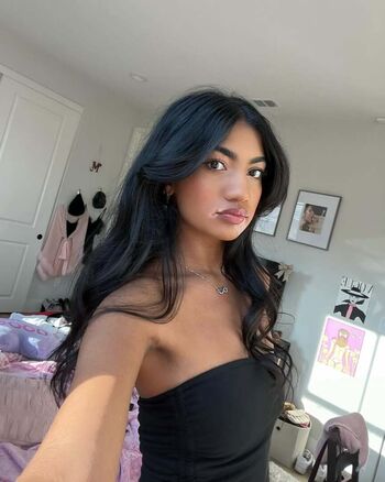 Full leaked Mallika sabnani private onlyfans photo