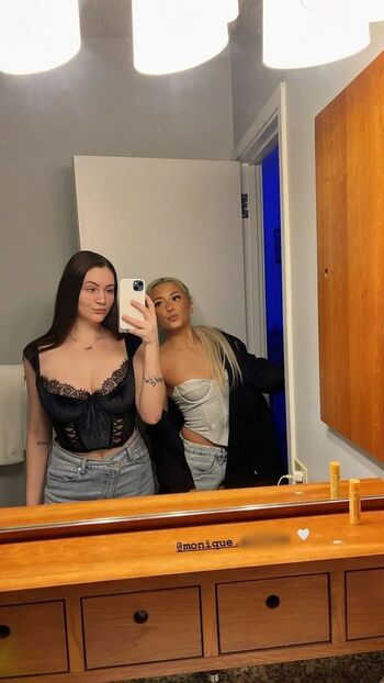 Full leaked Mallory m private onlyfans photo