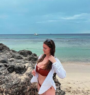 Full leaked Mallory malone page private onlyfans photo