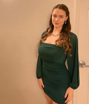 Full leaked Mallory malone private onlyfans photo