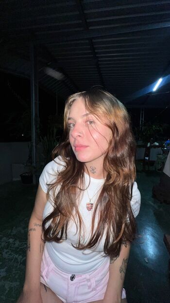 Full leaked Malu paris private onlyfans photo