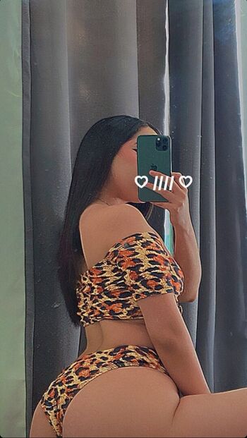 Full leaked Mamichelle private onlyfans photo