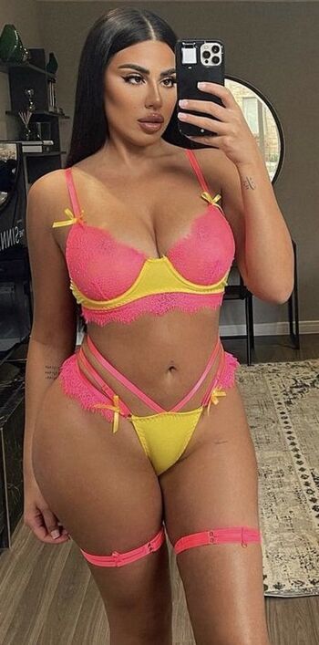 Full leaked Mandi vakili private onlyfans photo