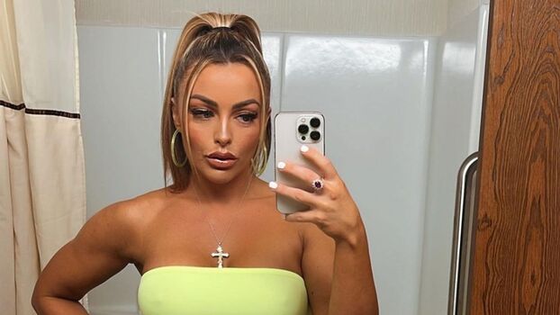 Full leaked Mandyr ose private onlyfans photo