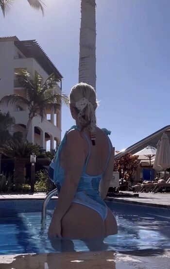 Full leaked Mara traversi private onlyfans photo