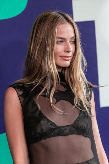 Margot Robbie