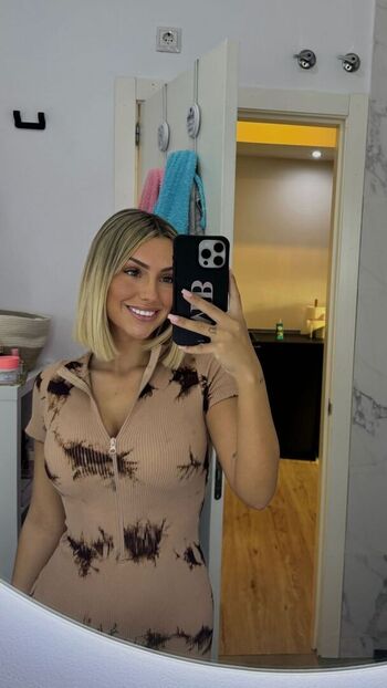 Full leaked Maria brun page private onlyfans photo