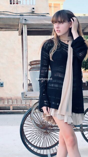 Full leaked Maria hermie  page private onlyfans photo