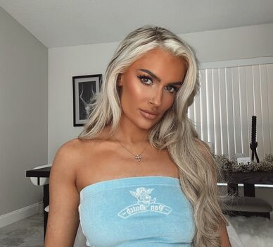 Full leaked Mariah may  page private onlyfans photo