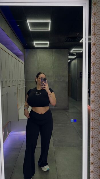 Full leaked Mariahdled private onlyfans photo