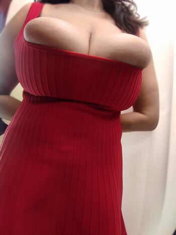 Full leaked Mariamarine private onlyfans photo