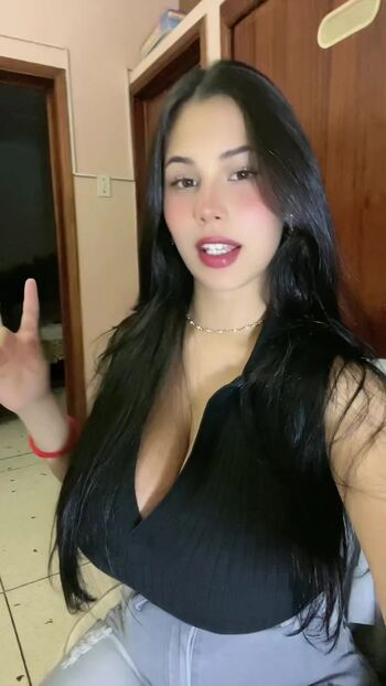 Full leaked Mariapernia ugc private onlyfans photo