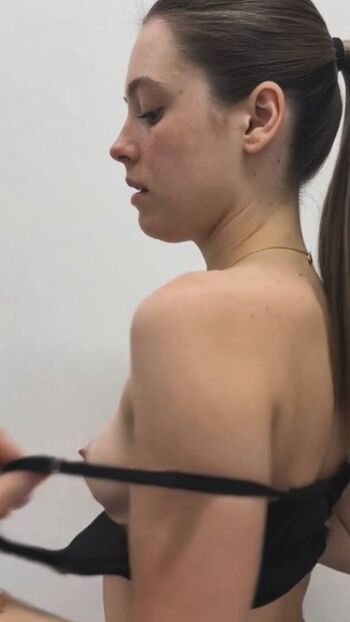 Full leaked Mariazazuetar private onlyfans photo