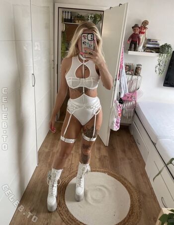 Full leaked Mariela ella private onlyfans photo