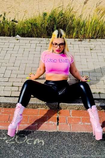 Full leaked Mariella sun private onlyfans photo