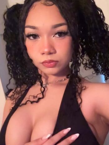 Full leaked Mariiiisel private onlyfans photo