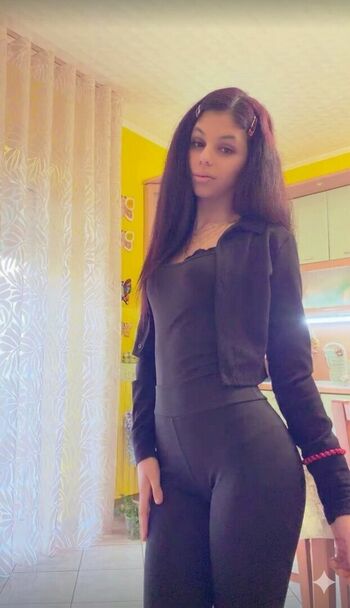 Full leaked Marika rossoni private onlyfans photo