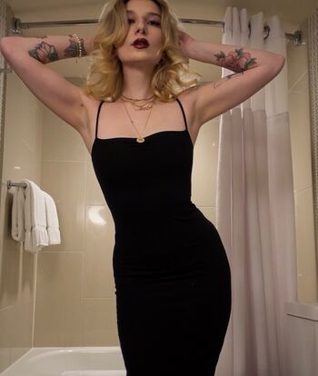 Full leaked Marinadove private onlyfans photo