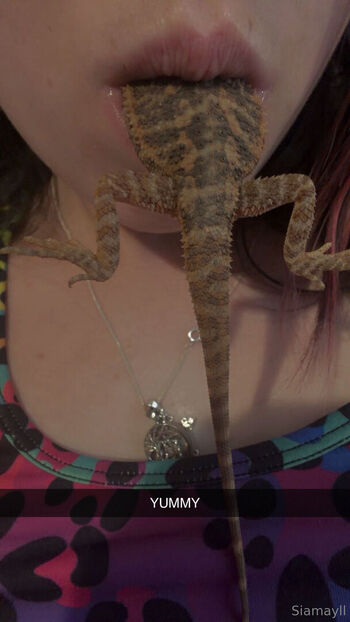 Full leaked Marizinhau private onlyfans photo