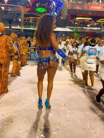 Full leaked Marvvila private onlyfans photo