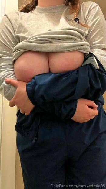 Full leaked Maskedmia private onlyfans photo