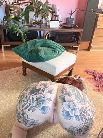 Full leaked Maud franklen private onlyfans photo