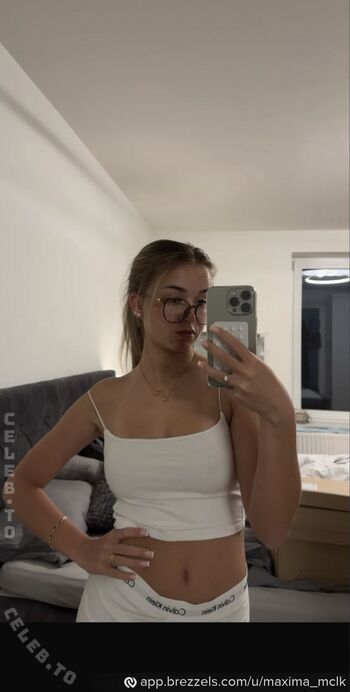 Full leaked Maxima mclk private onlyfans photo