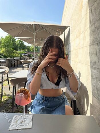 Full leaked Mayaa zr private onlyfans photo