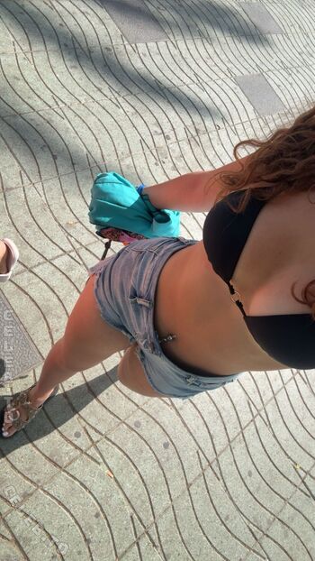Full leaked Mayaa zr private onlyfans photo