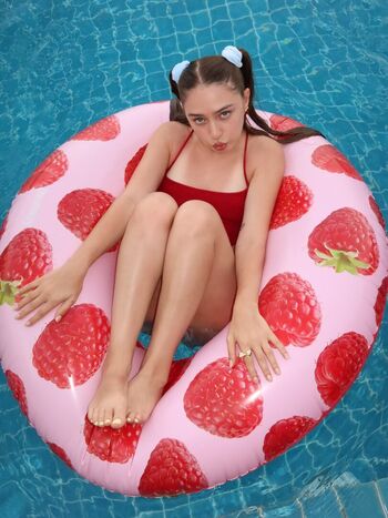 Full leaked Maybe baby private onlyfans photo