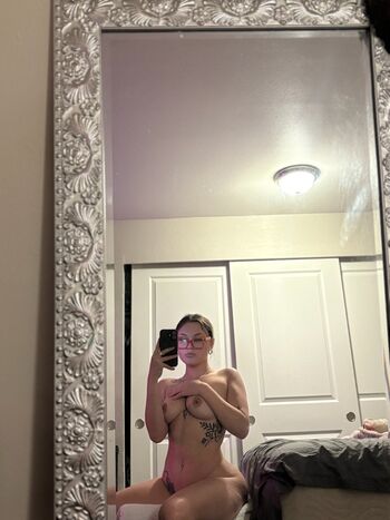 Full leaked Mazzih private onlyfans photo