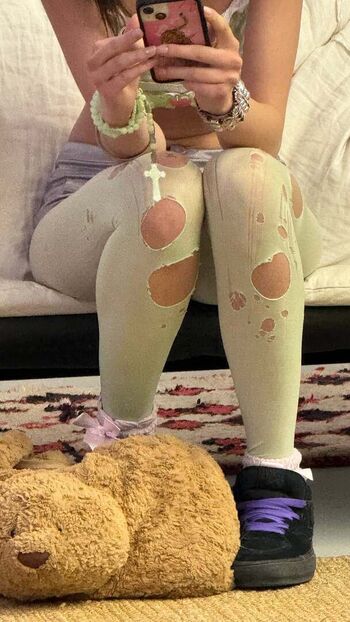 Mazzy Joya / mazzyjoya / petalspliff