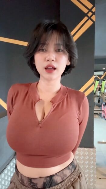 Full leaked Mba yor private onlyfans photo