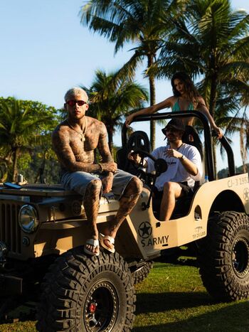 Full leaked Mc melody page private onlyfans photo