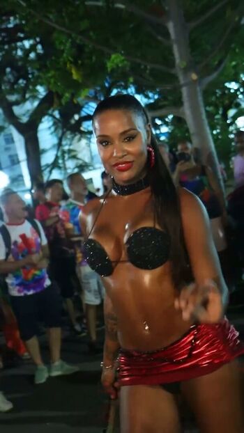 Full leaked Mc rebecca  page private onlyfans photo