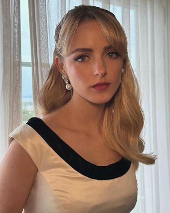 Full leaked Mckenna grace  page private onlyfans photo