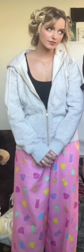 Full leaked Mckenna grace  page private onlyfans photo