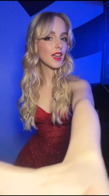 Full leaked Mckenna grace  page private onlyfans photo