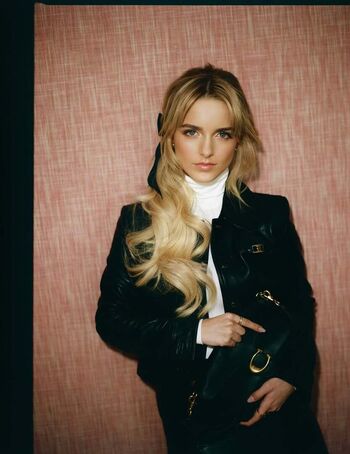 Full leaked Mckenna grace  page private onlyfans photo