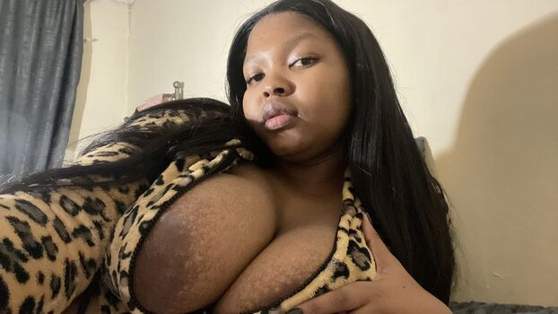 Full leaked Melamadffire private onlyfans photo