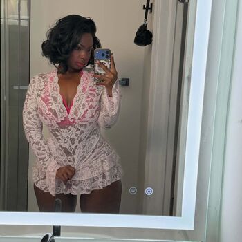 Full leaked Melanin babe private onlyfans photo