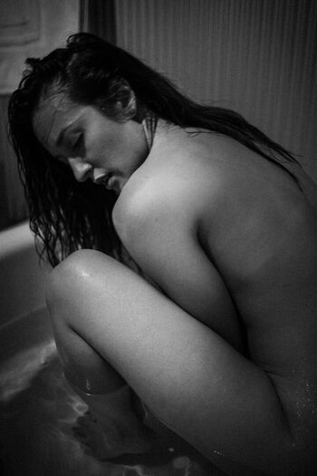 Full leaked Melissa mai page private onlyfans photo