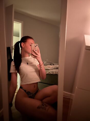 Full leaked Melodyinthemaking private onlyfans photo