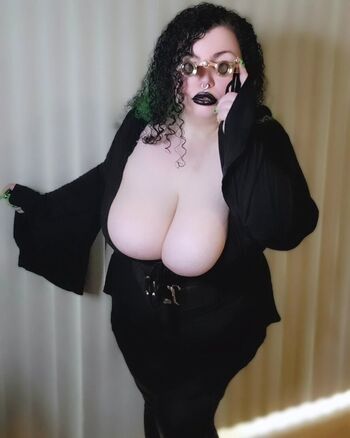 Full leaked Meowcenary private onlyfans photo