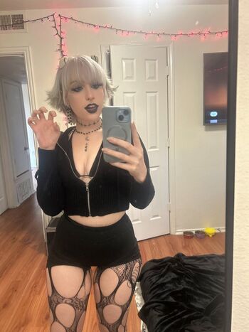 Full leaked Meowowrikki private onlyfans photo