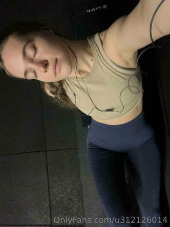 Full leaked Meridianaua private onlyfans photo