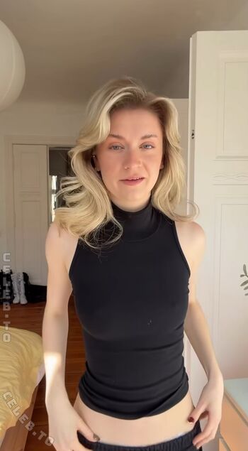 Full leaked Merleperle private onlyfans photo