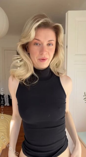 Full leaked Merleperle private onlyfans photo