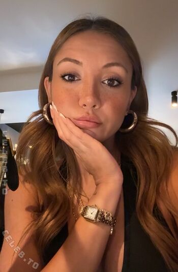 Full leaked Merve ozkan page private onlyfans photo